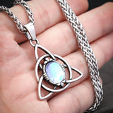 Colar Opal Triquetra